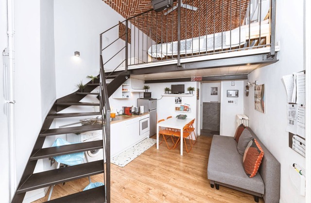 Stagabin - Lofts within walking distance of subway and Porta Susa