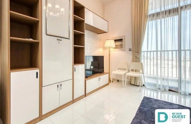 Starz Tower Cozy Apartment in Dubai