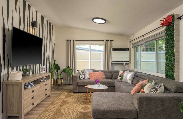 Stay and support a talented local artist