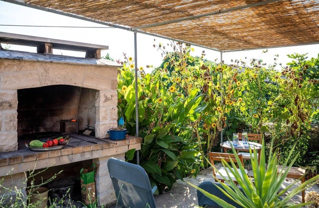 Stone House Harmony -Studio Apartment with Patio and Garden View (2)