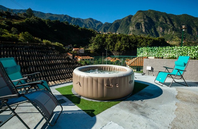 Stone House 'Vista' by Atlantic Holiday