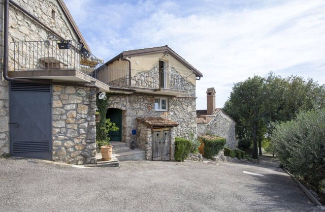 Stone House Zijavica by Villas Guide