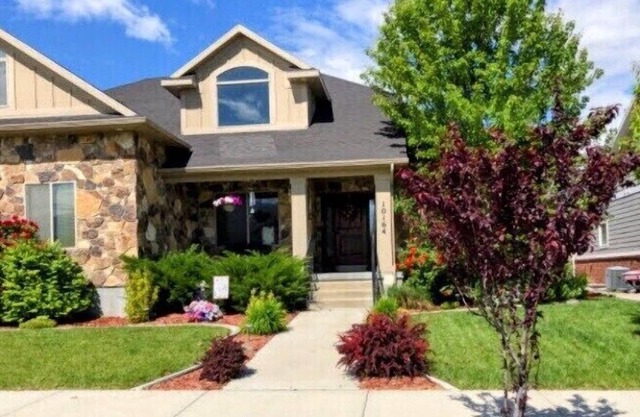 Stonehaven Gem, Beautiful Home Close to Ski Canyons and Salt Lake City