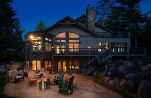 Stony Crest Cabin - On Lakefront - Large Family-Sized Cabin w/ Games and Theater