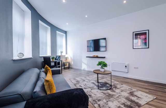 Stop Scrolling! Book our Incredibly Central Home!