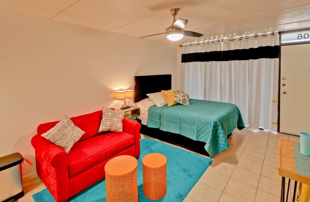 Studio 206 Across the Street from the Gulf!
