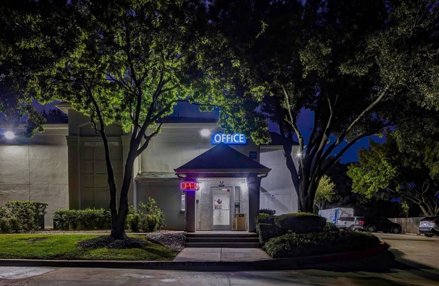 Studio 6 Arlington, TX - South - Dallas