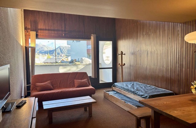 Studio 6 ppl, 52m², ski-in/out, parking, Alpe d'Huez