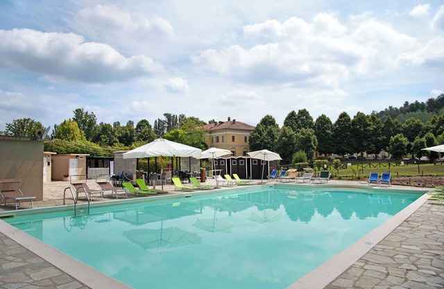 Studio Apartment 'Dimora Il Feudo Apt 20' with Shared Pool, Wi-Fi and Air Conditioning