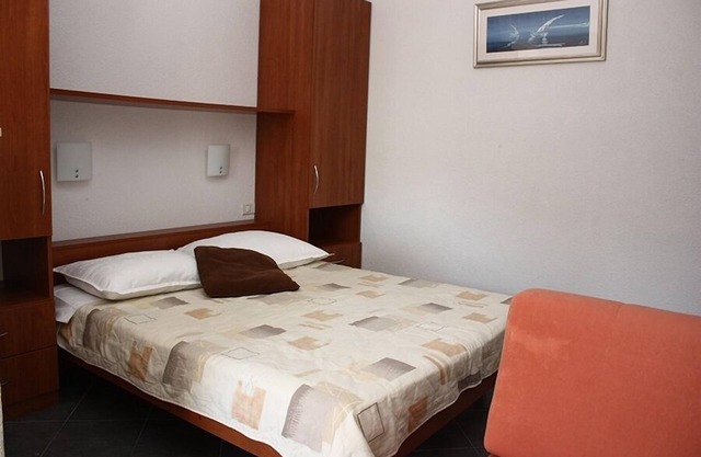 Studio apartment in Grebaštica with Seaview, Terrace, Air condition, WIFI (886-1)