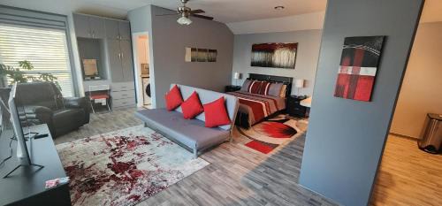 Studio Apartment in Katy