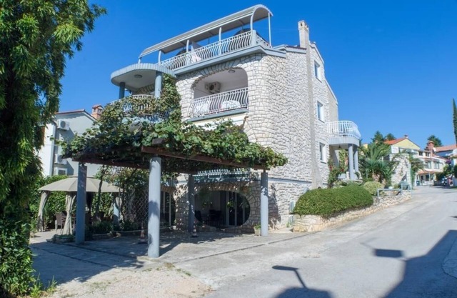 Studio apartment in Rovinj with Terrace, Air condition, WIFI, Washing machine (4686-5)