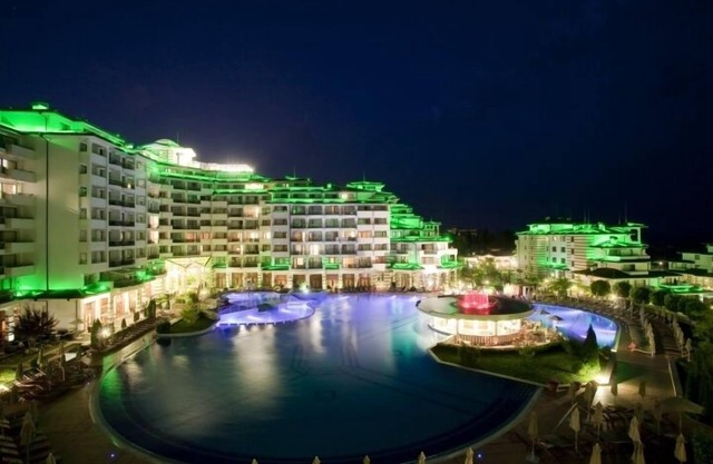 Studio Apartment In The Luxury 5-Star Emerald Resort In Ravda, Black Sea Coast