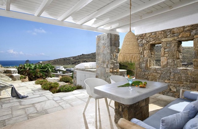 Studio Apartment 'Vlia Mar Myconian Residences 35' with Sea View, Wi-Fi and Air Conditioning