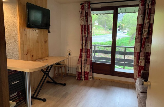 Studio au Calme, Centre Station