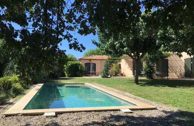 Studio au Calme et Idéalement Bien Placé Pour Découvrir le Cœur du Var 😉