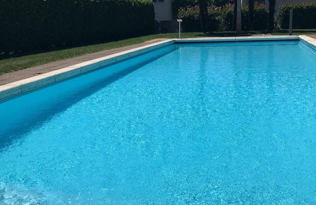 Studio by the Pool Swisshomebnb