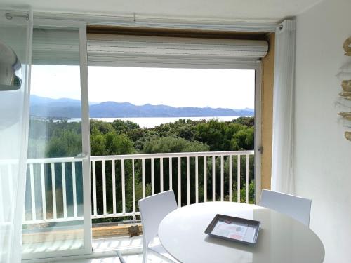 studio cosy vue mer