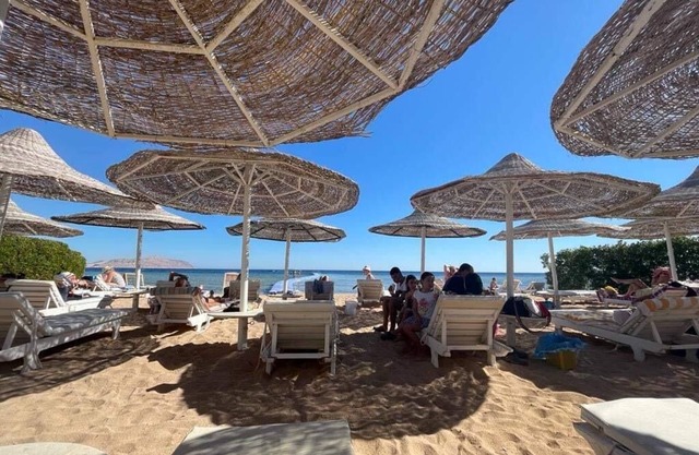 Studio in Sharm Hills, Sharm el Sheikh + private garden + pool view