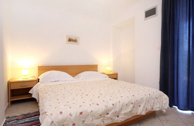 Studio flat with terrace Viganj, Pelješac (AS-10189-b)