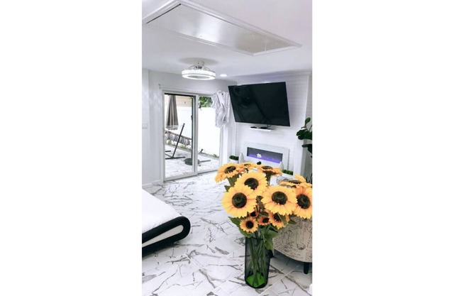 Studio guest house