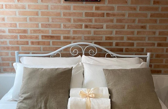 Studio 'Laguna Blu' with Shared Terrace, Wi-Fi and Air Conditioning