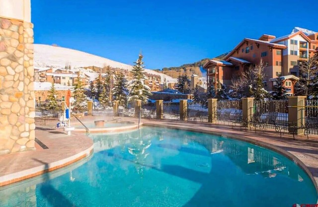 Studio Near Resort w/Pool, Hot Tub