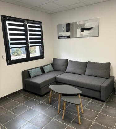 Studio proche Vienne 38200
