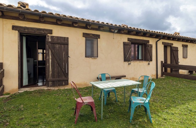 Studio 'Vaca' with Mountain View and Private Garden