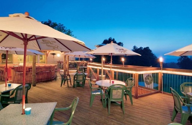 Studio w Indoor Pool & Spa Sauna at Lakeview Golf Resort