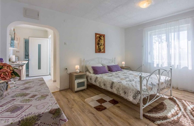 Studio with terrace and barbecue facilities