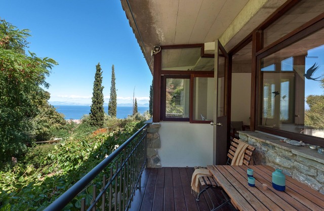 Studios-Kyparissi, apartment "Voukamvili" in the heart of Arcadia/Peleponnes