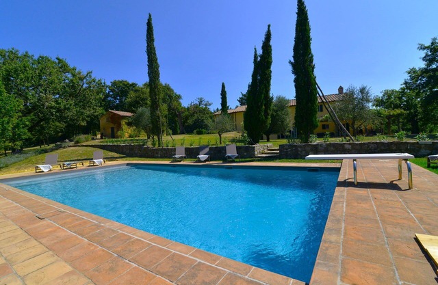 Stunning private villa for 10 guests with private pool, WIFI, TV, patio and panoramic view