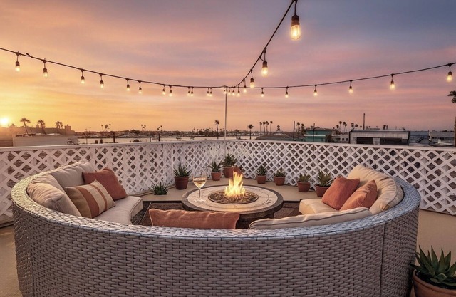 Stunning 360° Water Views, Steps to the Beach, Pet-Friendly & Kayak Access!