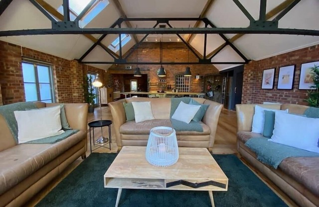 Stunning 3BD Character House near Coleshill