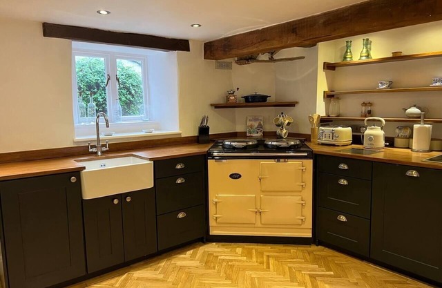 Stunning 4-bed Grade II house in the Lake District