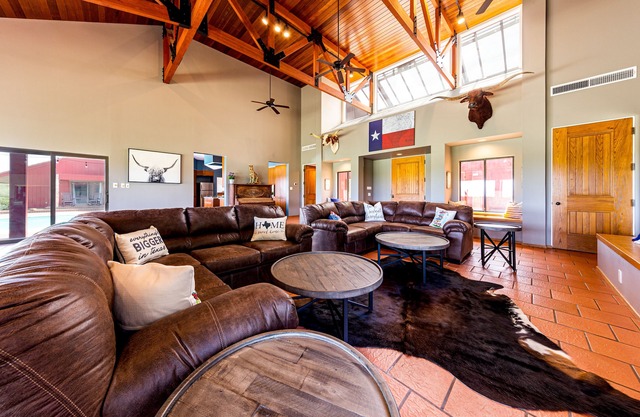Stunning 400 Acre Ranch Close to Austin and COTA