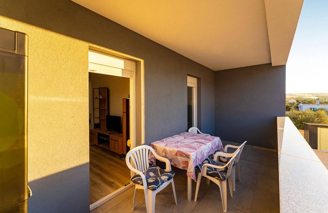 Stunning apartment in Gornji Karin