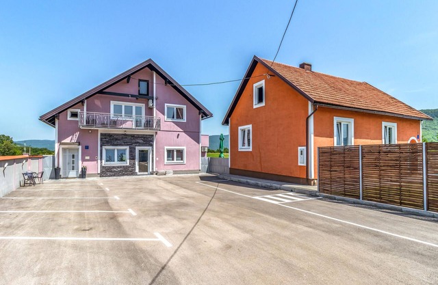 Stunning apartment in Otocac with WiFi