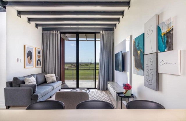 Stunning Apartment in Quayside 103