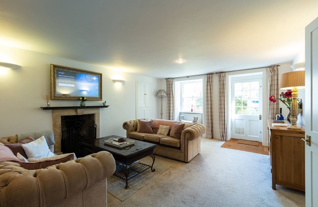 Stunning garden flat in a gracious Georgian terraced town house