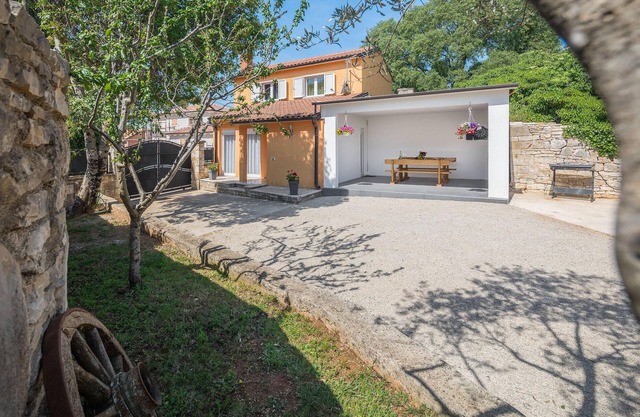 Stunning home in Rovinjsko Selo