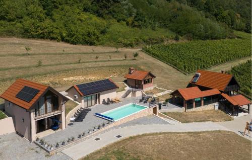 Stunning Home In Kamesnica With Sauna