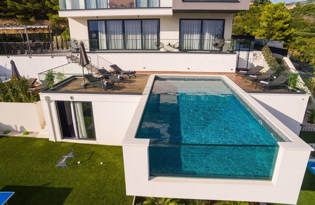 Stunning home in Klis