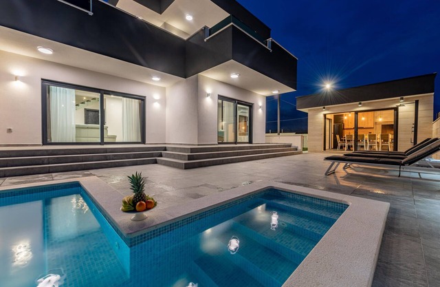 Stunning home in Murvica