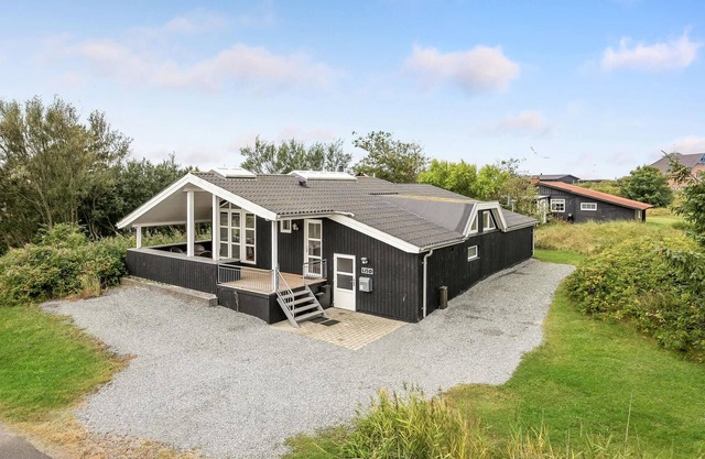 Stunning home in Rømø with sauna