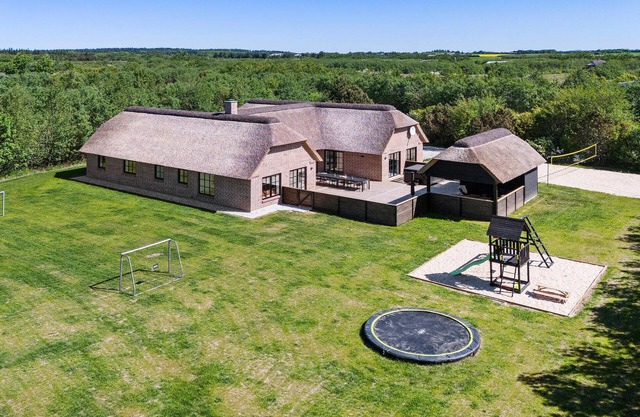 Stunning home in Ulfborg with sauna