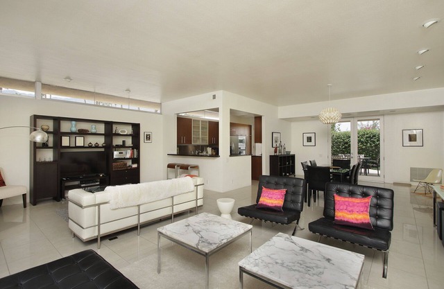Stunning Mid Century Condo in 7 Lakes Country Club!