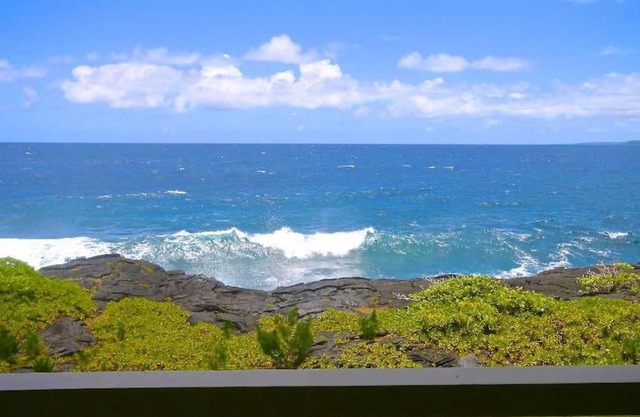 Stunning Ocean Views - Whale House Hawaii