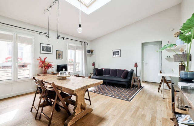 Stunning Parisian 1BR Flat 5 min from Montmartre